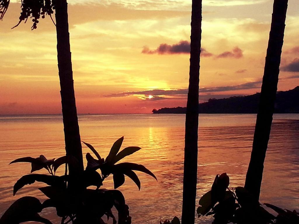 Moorings Hotel Port Vila Buitenkant foto