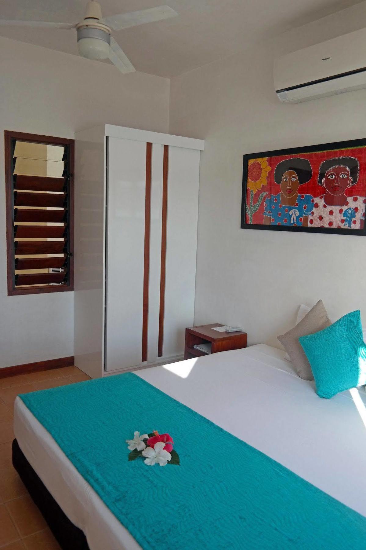 Moorings Hotel Port Vila Buitenkant foto