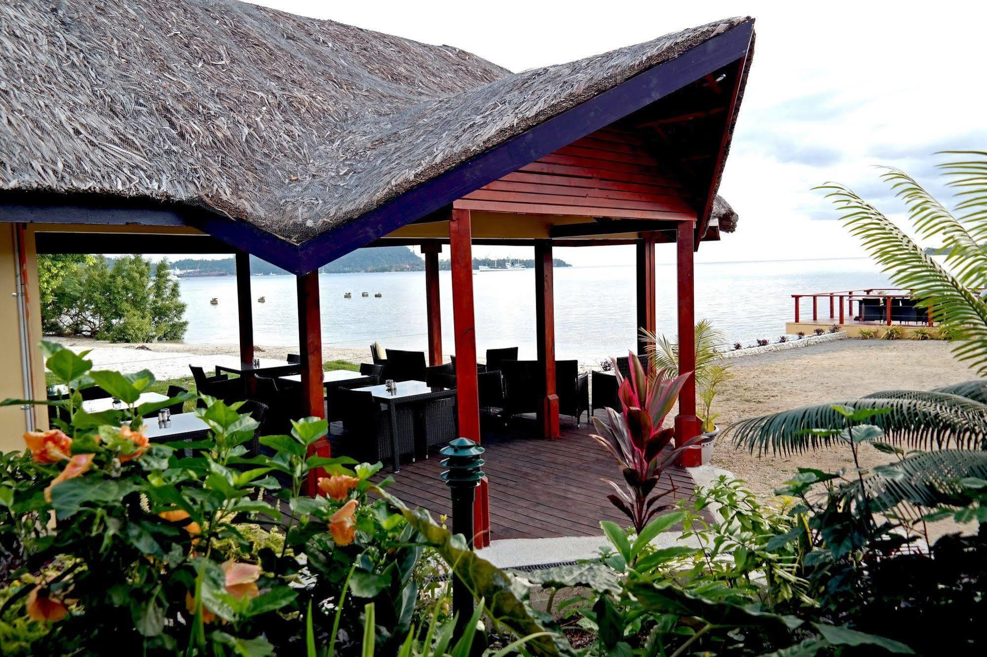 Moorings Hotel Port Vila Buitenkant foto